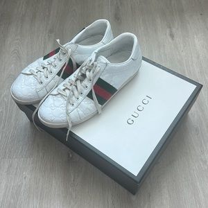 Gucci men sneakers. Men size EU45 with box
